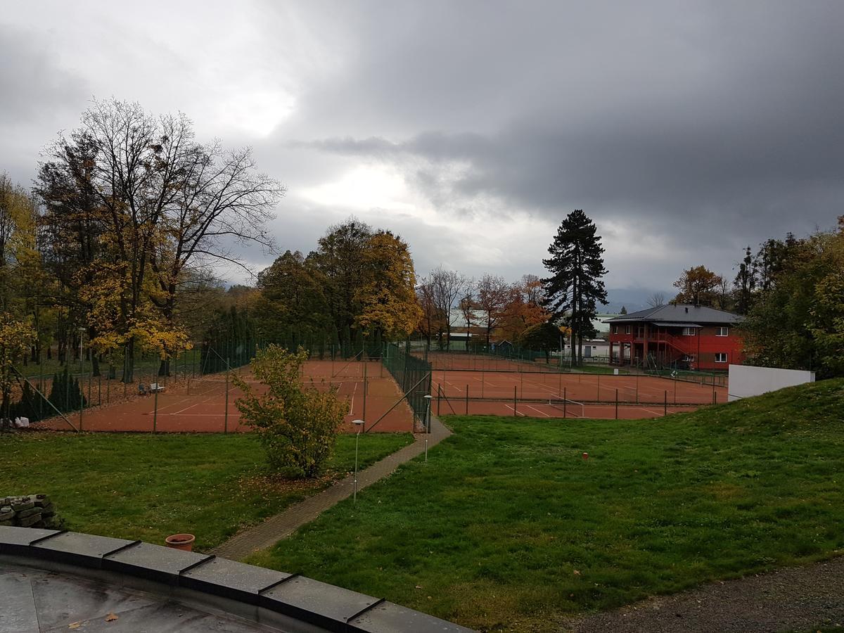 Penzion Branabeskyd Frýdlant nad Ostravicí Dış mekan fotoğraf