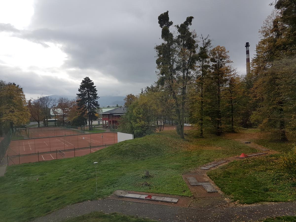 Penzion Branabeskyd Frýdlant nad Ostravicí Dış mekan fotoğraf